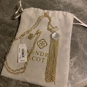 NWT KENDRA SCOTT TAE NECKLACE